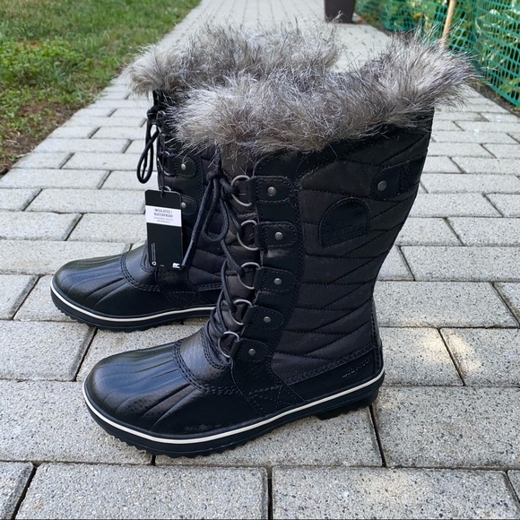 Sorel Tofino ll Faux Fur Lined Waterproof Boot NWT - Picture 3 of 11